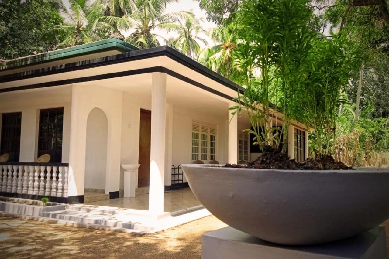 Abhaya Resorts Anuradhapura Exterior photo