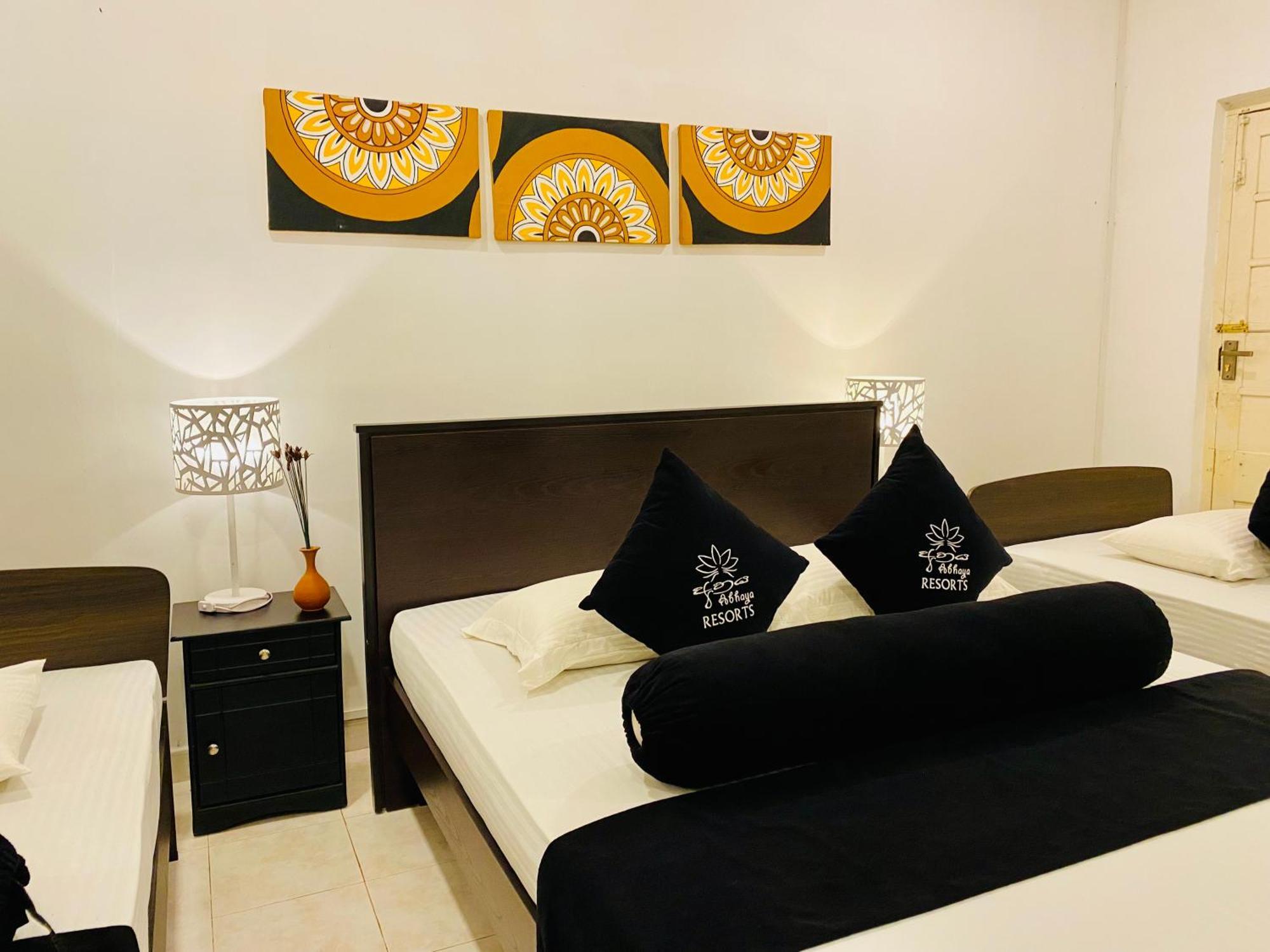 Abhaya Resorts Anuradhapura Exterior photo